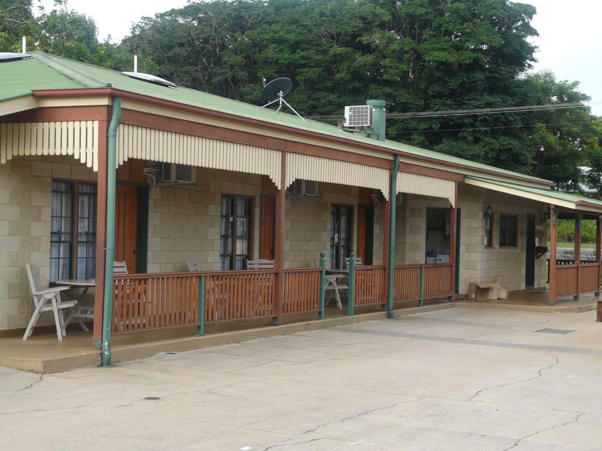 Curtain Fig Motel Yungaburra Exterior foto